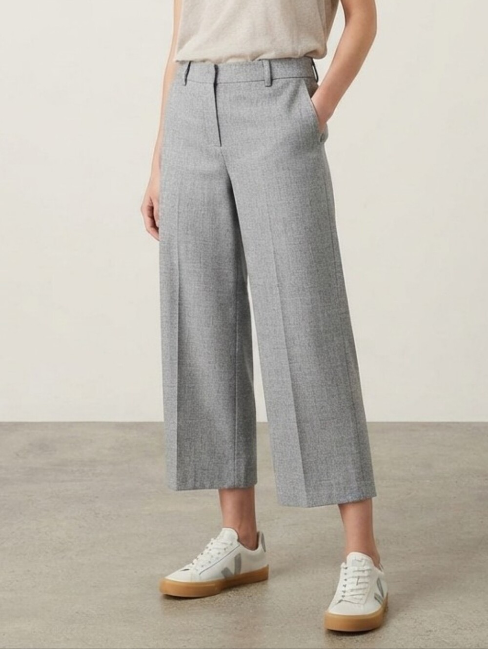 Ricki's Elegant Gray Trousers